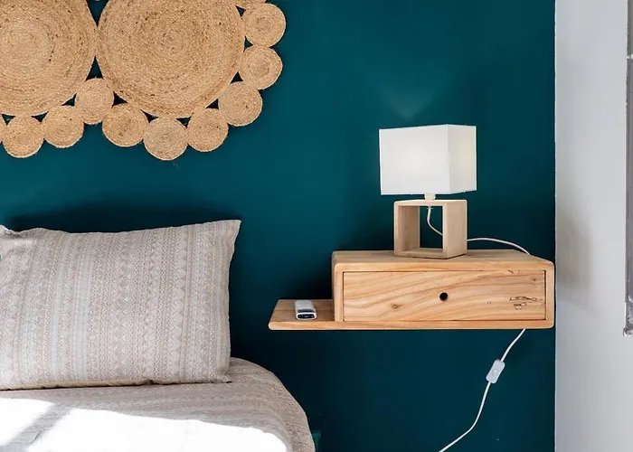 Ren Feb26 Clerigos Retreat Lejlighed Porto