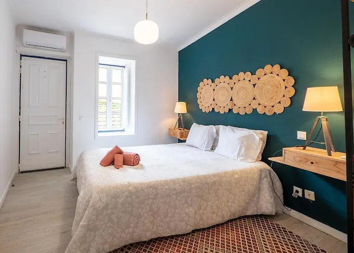 Ren Feb26 Clerigos Retreat Lägenhet Oporto