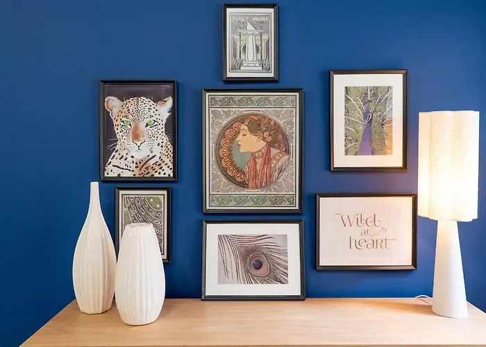 Ren Feb26 Clerigos Retreat 아파트 *